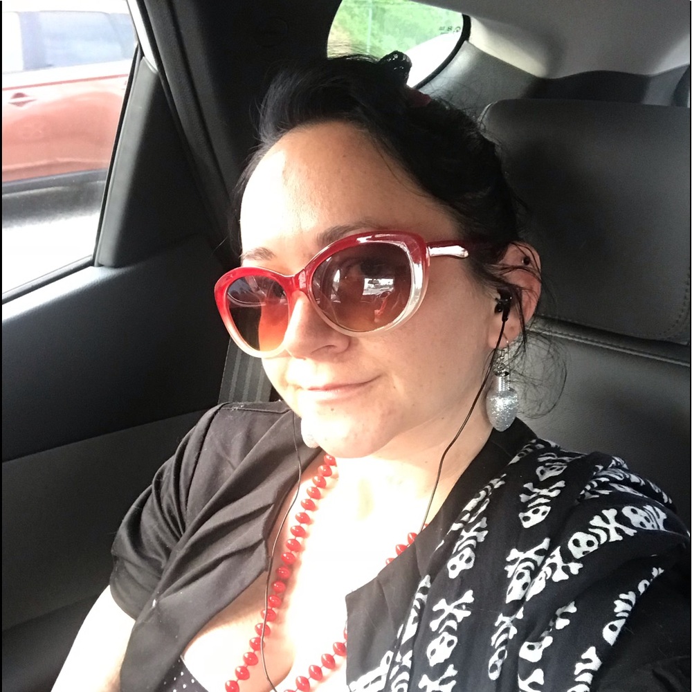 Meet your Posher, Melissa